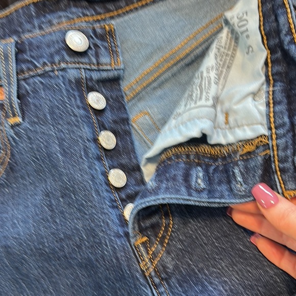 Levi’s 501 Short Skinny Blue Jeans High Rise LIKE NEW - Picture 11 of 11